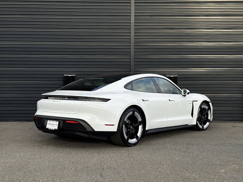Used 2025 Porsche Taycan AWD/4WD image 8
