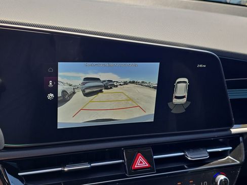 New 2026 Kia Niro EX FWD image 23