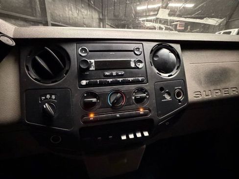 Used 2008 Ford F250 XLT AWD/4WD image 11