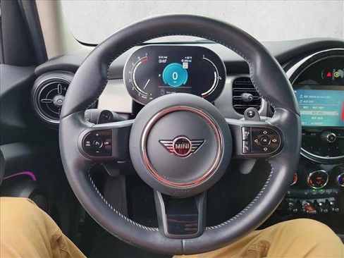 Used 2023 MINI Cooper S FWD image 18