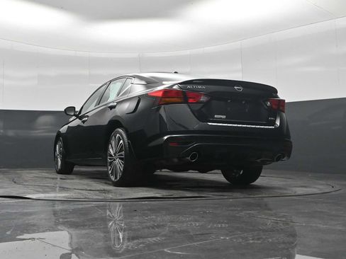 Used 2023 Nissan Altima 2.5 SL AWD/4WD image 22