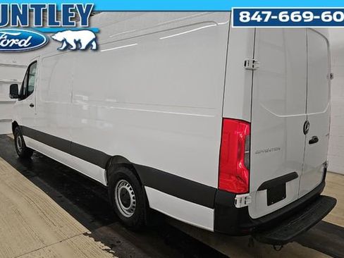 Used 2023 Mercedes-Benz Sprinter 2500 image 5