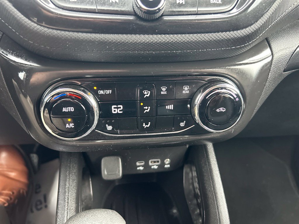 Used 2023 Chevrolet TrailBlazer LT w/ Convenience Package FWD image 23