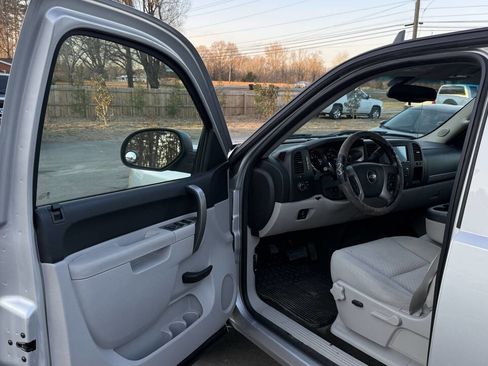 Used 2011 Chevrolet Silverado 1500 LT w/ All-Star Edition image 11