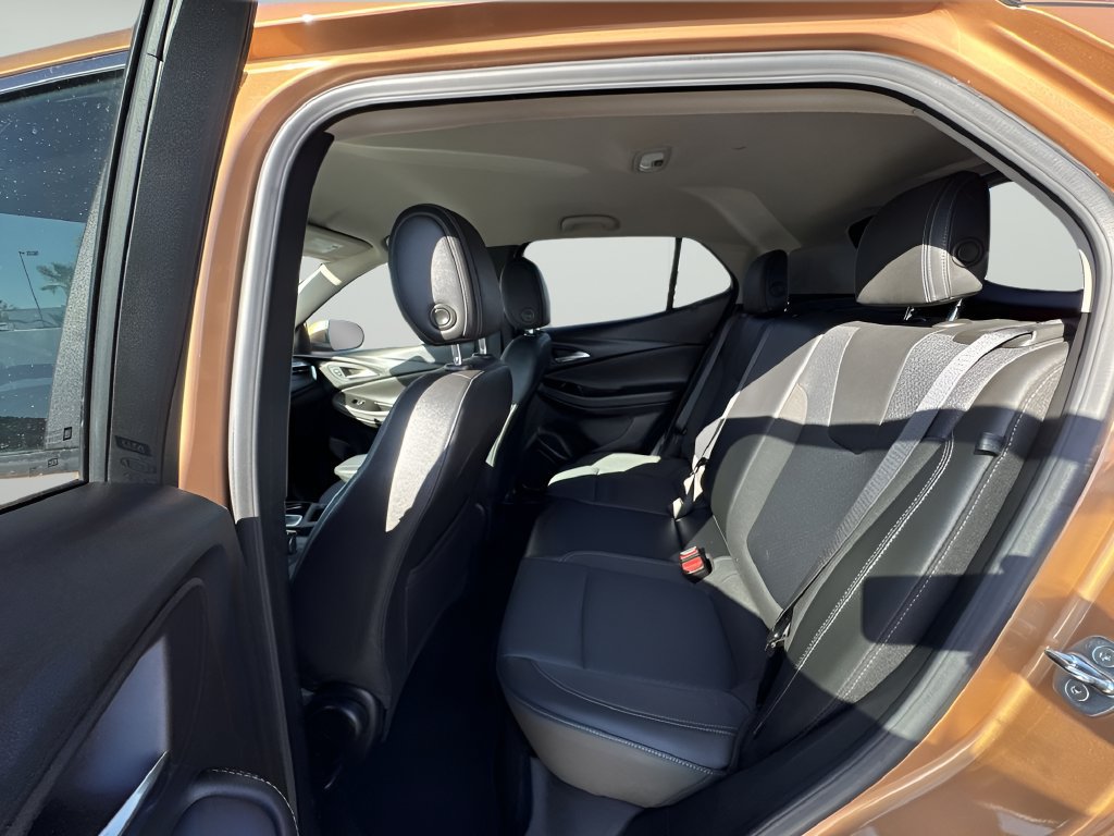 Used 2024 Buick Encore GX Preferred FWD image 24