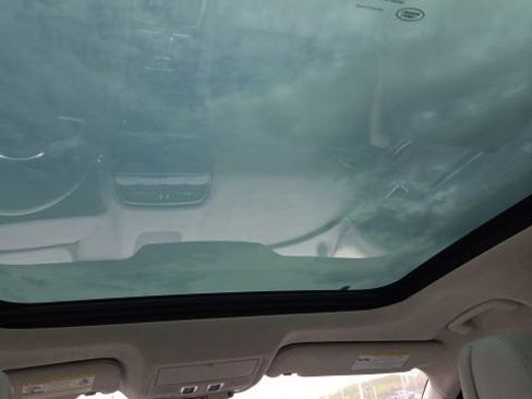 Used 2020 Jaguar F-PACE Portfolio image 11