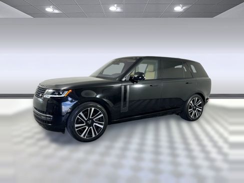 Used 2023 Land Rover Range Rover Long Wheelbase SE image 1