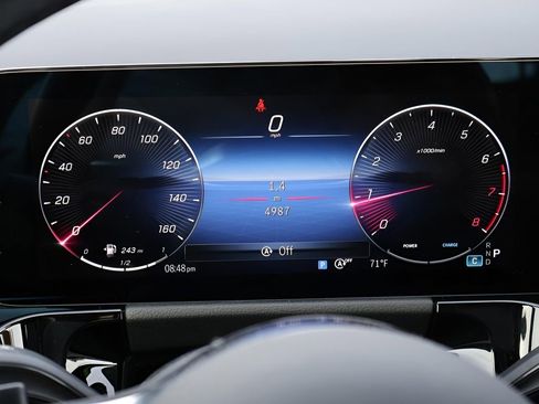 Certified 2025 Mercedes-Benz GLA 250 4MATIC image 30