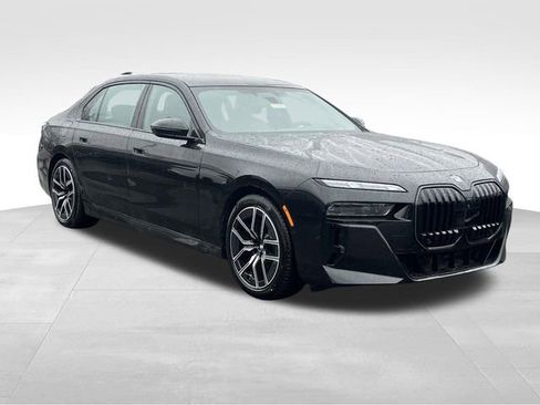New 2026 BMW 760i xDrive w/ Executive Package AWD/4WD image 1
