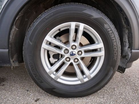 Used 2020 Ford Explorer XLT w/ Equipment Group 202A image 29