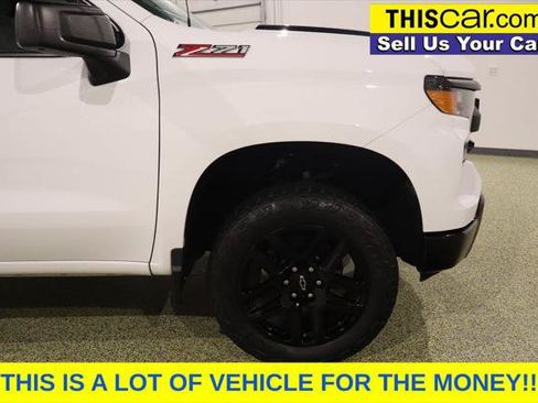 Used 2023 Chevrolet Silverado 1500 Custom Trail Boss AWD/4WD image 13