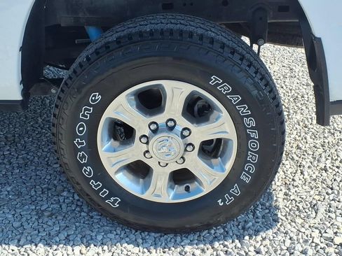 Used 2024 RAM 2500 Big Horn w/ Off Road Package AWD/4WD image 17