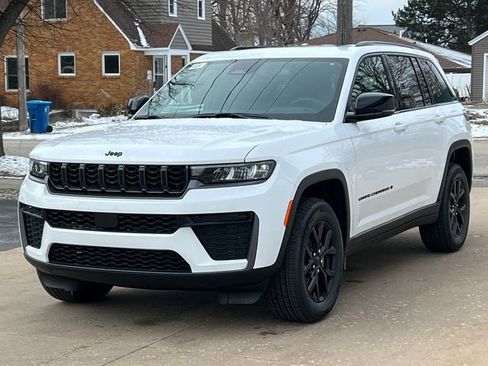 New 2026 Jeep Grand Cherokee 4WD image 42