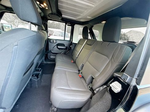 Used 2021 Jeep Wrangler Unlimited Sport image 26