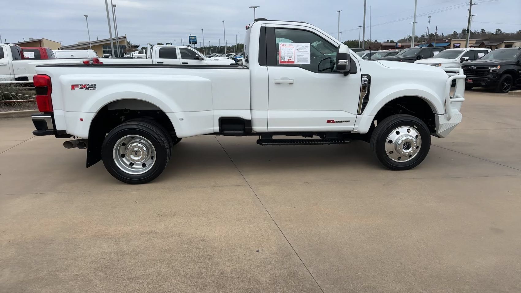 Used 2025 Ford F450 XLT w/ 360-Degree Camera Package AWD/4WD image 9