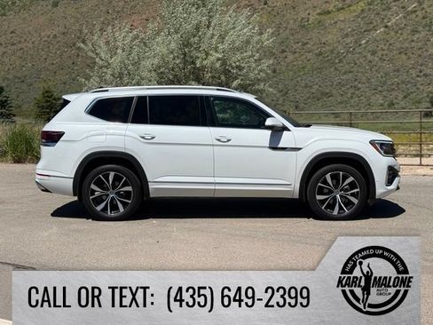 Used 2024 Volkswagen Atlas SEL Premium R-Line AWD/4WD image 6