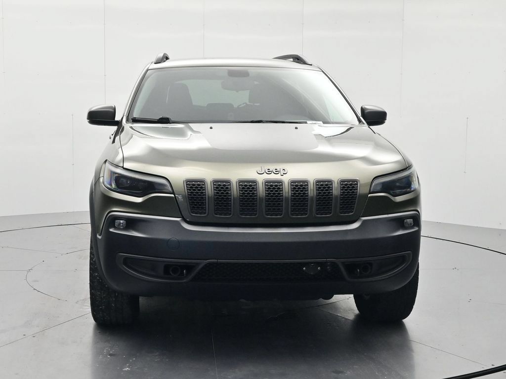 Used 2020 Jeep Cherokee Trailhawk w/ Cold Weather Group AWD/4WD image 2