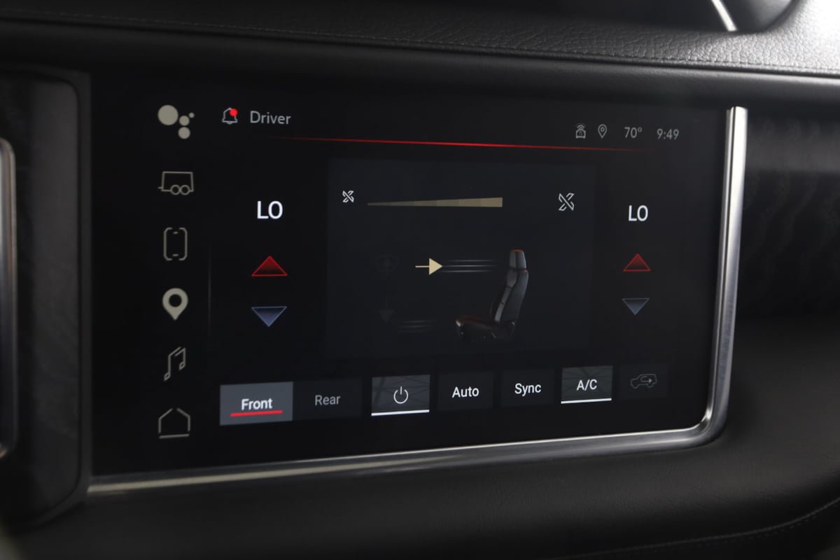Used 2024 GMC Yukon Denali AWD/4WD image 31
