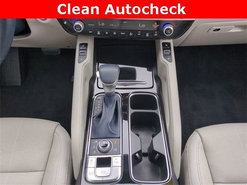 Used 2024 Kia Telluride EX image 19