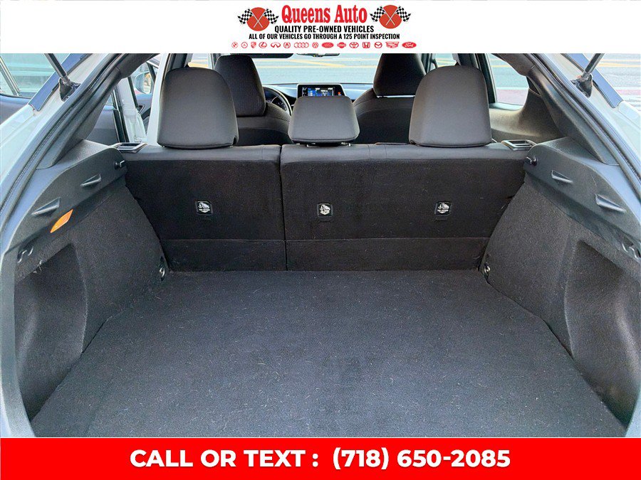 Used 2018 Toyota C-HR XLE FWD image 13