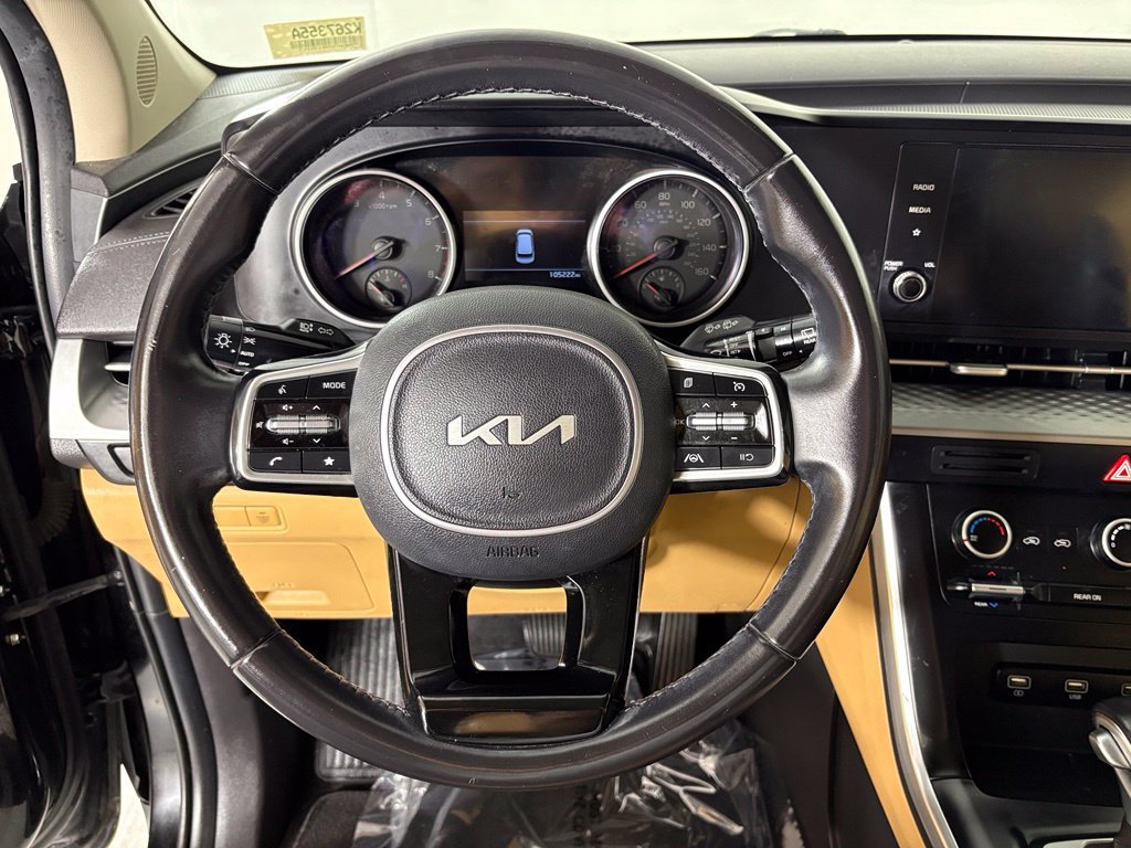 Used 2022 Kia Carnival LX FWD image 22