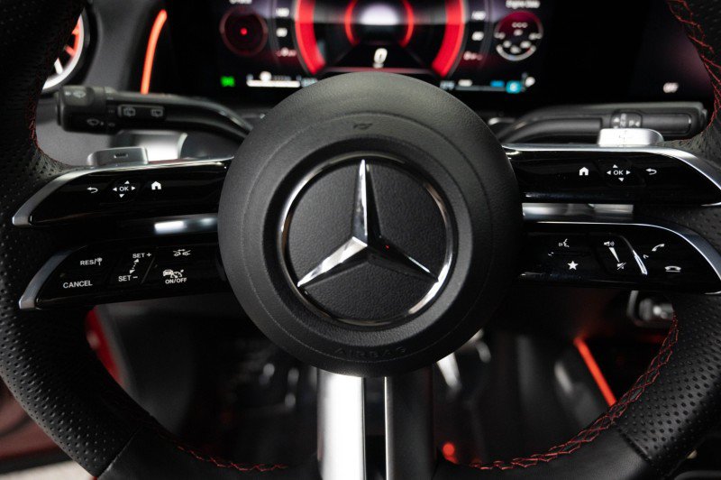Certified 2026 Mercedes-Benz GLB 250 4MATIC image 27