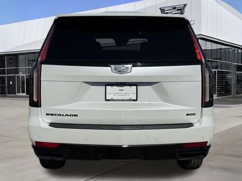 Used 2022 Cadillac Escalade Sport Platinum w/ Heavy-Duty Trailer Package image 6