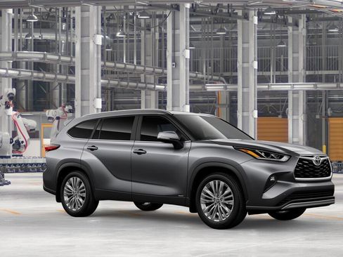 New 2026 Toyota Highlander Platinum image 14