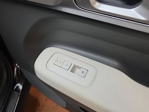 Used 2024 Hyundai Santa Fe SE image 11