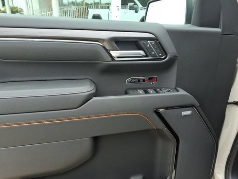 New 2026 GMC Sierra 1500 AT4 w/ AT4 Premium Package AWD/4WD image 14