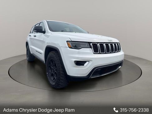 Used 2017 Jeep Grand Cherokee Limited w/ Luxury Group II AWD/4WD image 1