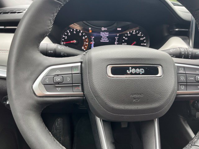 Used 2025 Jeep Compass Limited AWD/4WD image 28