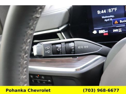 Certified 2025 Chevrolet Suburban Z71 AWD/4WD image 10