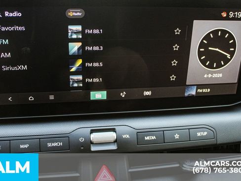 Used 2025 Kia K4 LXS image 33