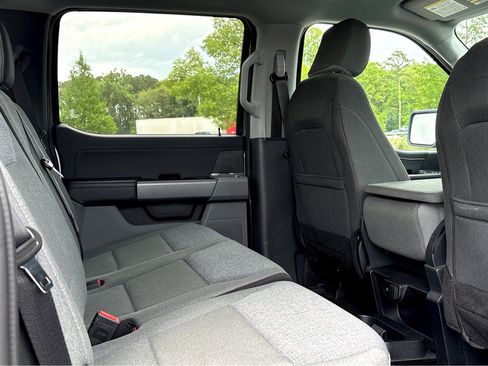 Used 2025 Ford F150 XLT w/ Equipment Group 301A Standard RWD image 8