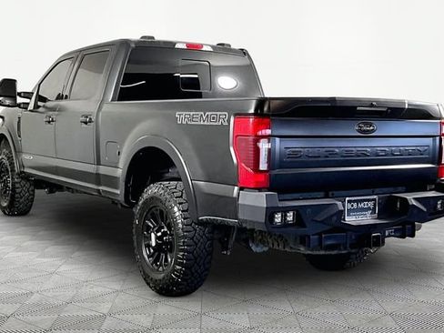 Used 2021 Ford F250 Lariat AWD/4WD image 4