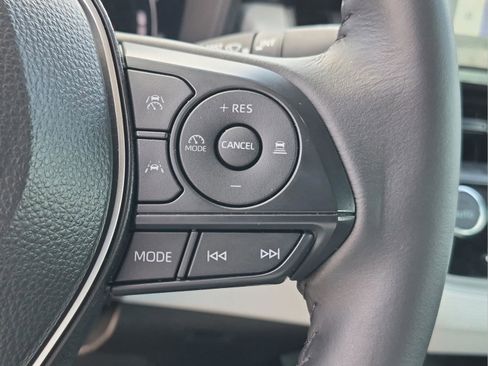 Used 2026 Toyota Corolla SE FWD image 10