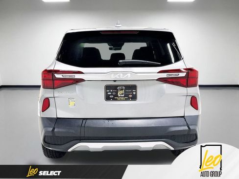 Used 2023 Kia Seltos LX AWD/4WD image 9