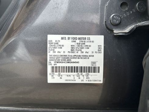 Used 2021 Ford Explorer Platinum w/ Equipment Group 601A image 34