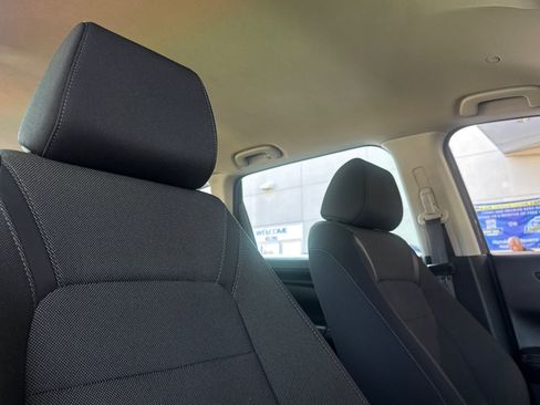Used 2023 Honda CR-V LX image 27