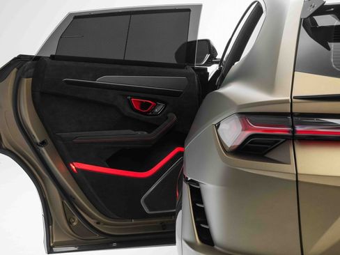 Used 2024 Lamborghini Urus Performante image 81