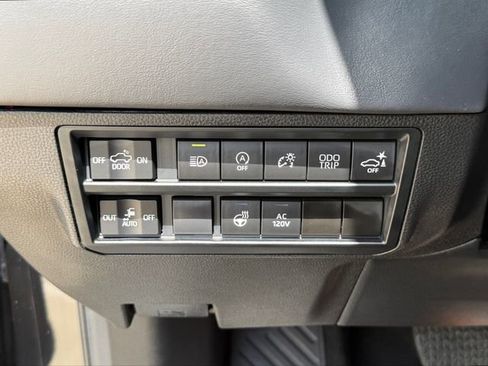 Used 2023 Toyota Tundra Platinum RWD image 19
