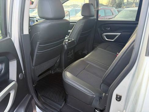Used 2018 Nissan Titan PRO-4X w/ Pro-4x Utility Package image 19