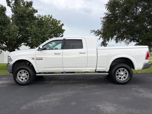 Used 2016 RAM 2500 Laramie AWD/4WD image 4