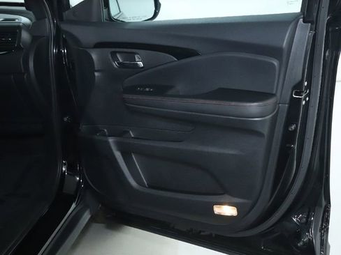 Used 2019 Honda Ridgeline Black Edition image 22