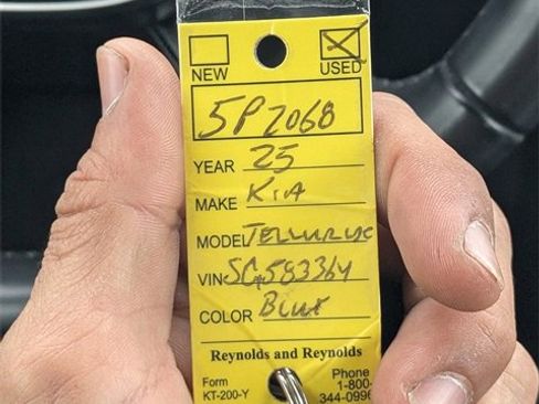Certified 2025 Kia Telluride S image 43