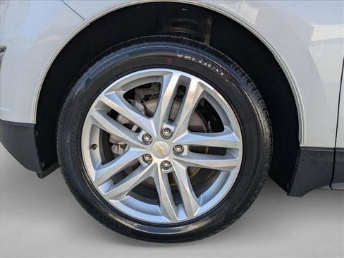 Used 2019 Chevrolet Equinox Premier image 23