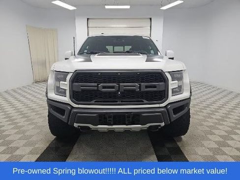 Used 2018 Ford F150 Raptor w/ Equipment Group 802A Luxury AWD/4WD image 2