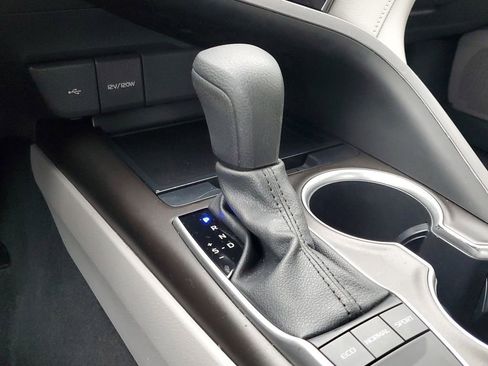 Used 2023 Toyota Camry LE image 23