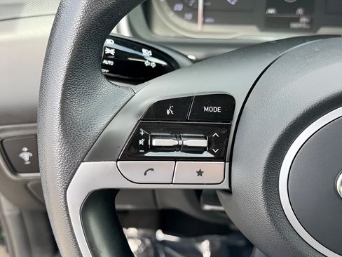 Used 2024 Hyundai Tucson SEL FWD image 16